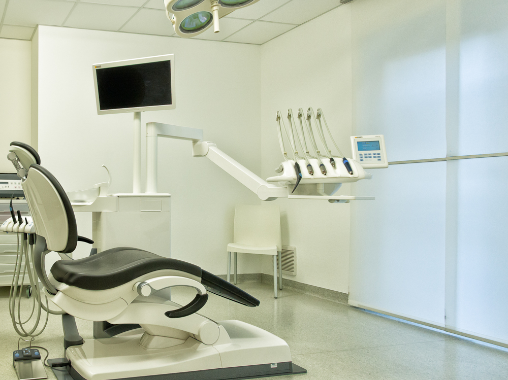 Behandlungsraum für oralchirurgische Eingriffe