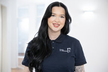 Selina Kirstein, Empfang und Verwaltung